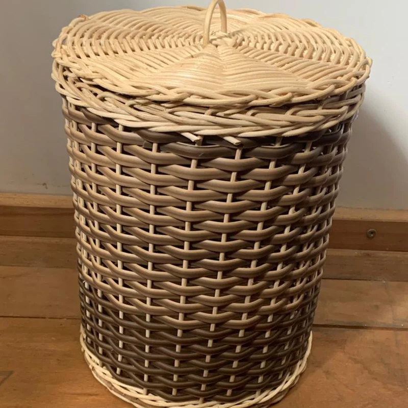 CORBEILLE A PAPIER PVC AVEC COUVERCLE