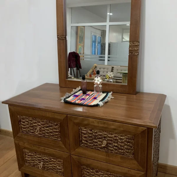 COMMODE DOMINO